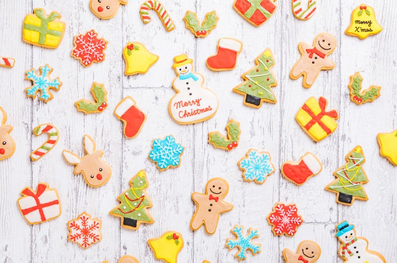 可愛いキャラクターのクリスマスアイシングクッキーの写真