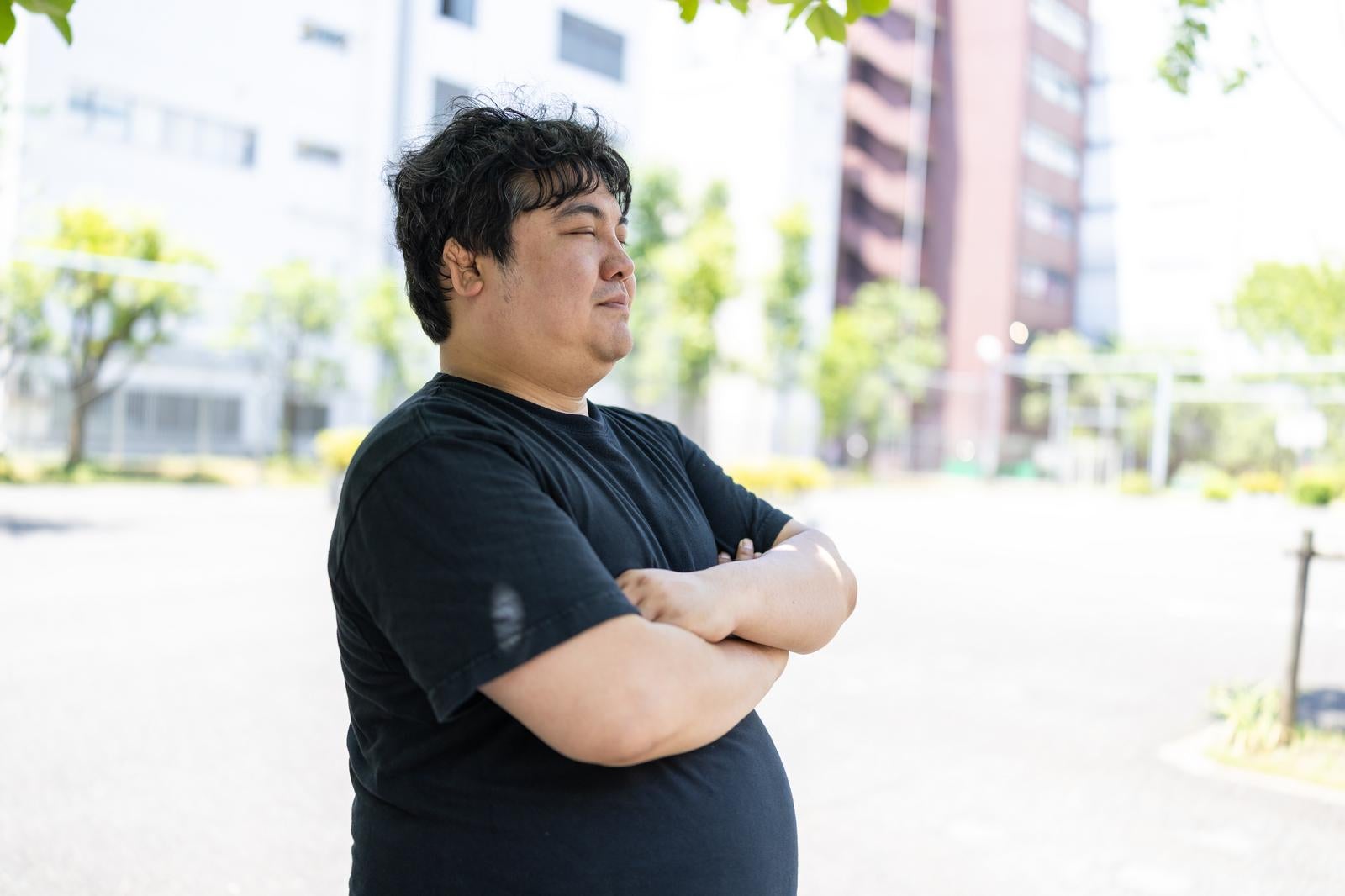「安心してください。履いてませんよ。」の写真［モデル：段田隼人］