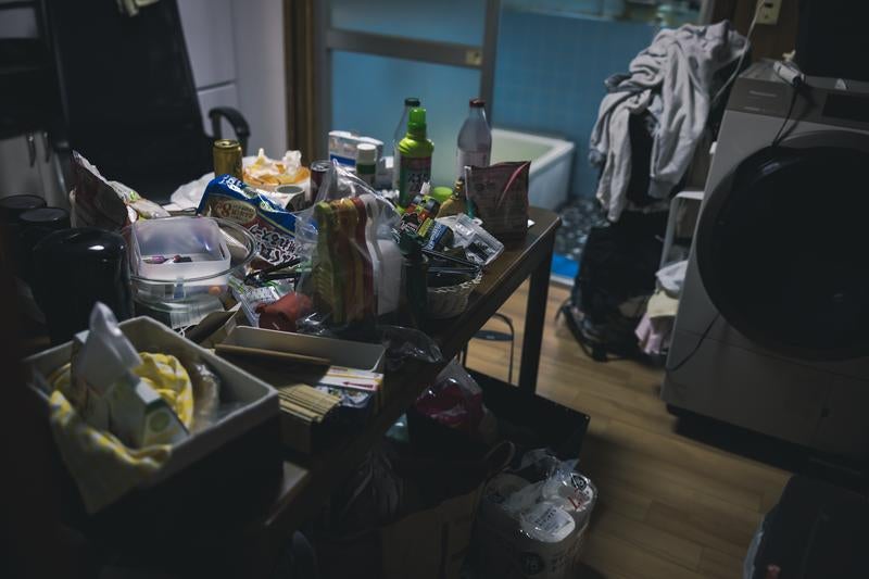 動かさないで。どこに何があるか分からなくなっちゃうの写真