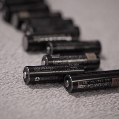 単3形の乾電池の写真