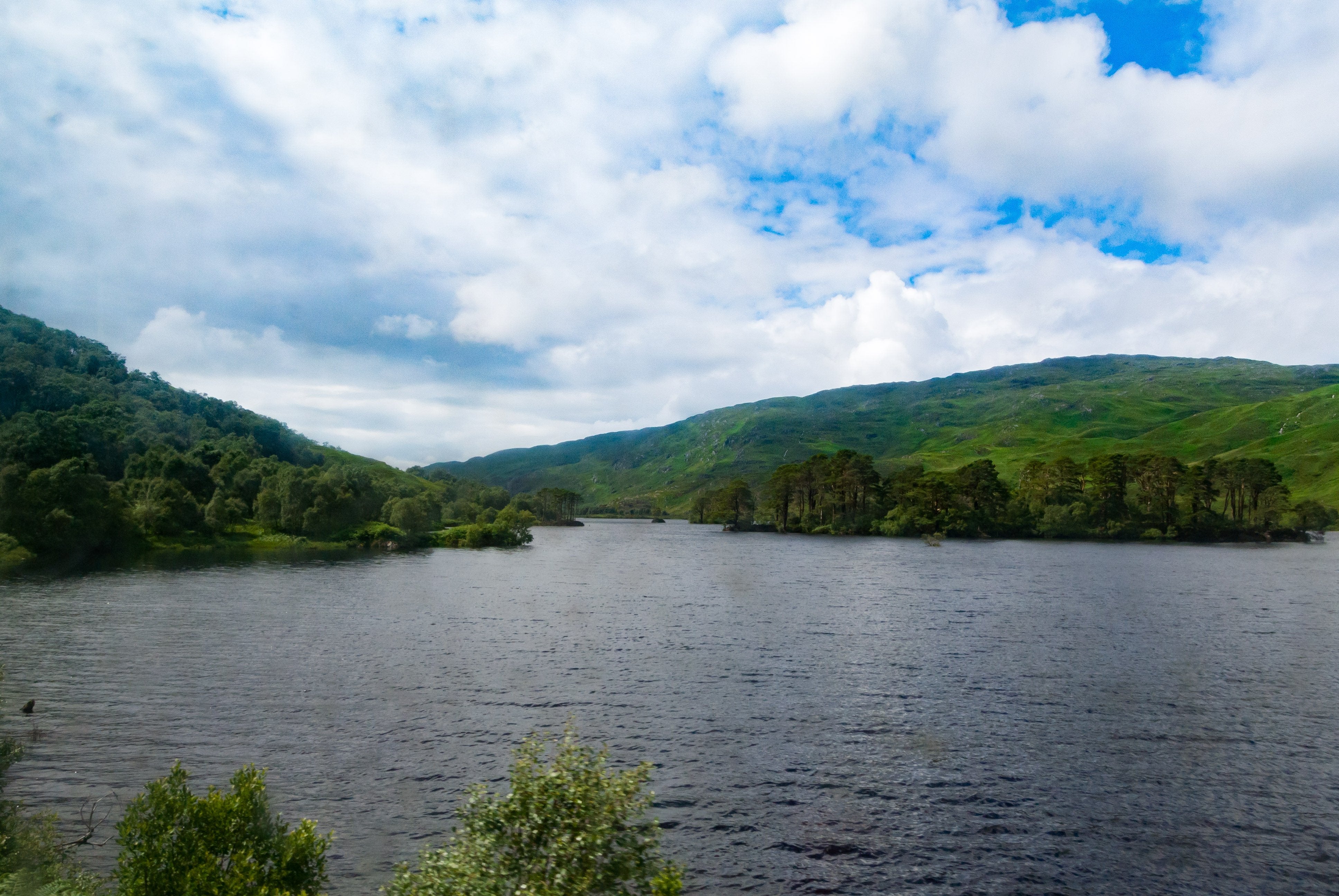 湖と緑の山の無料の写真素材 - ID.15591｜フリー素材 ぱくたそ