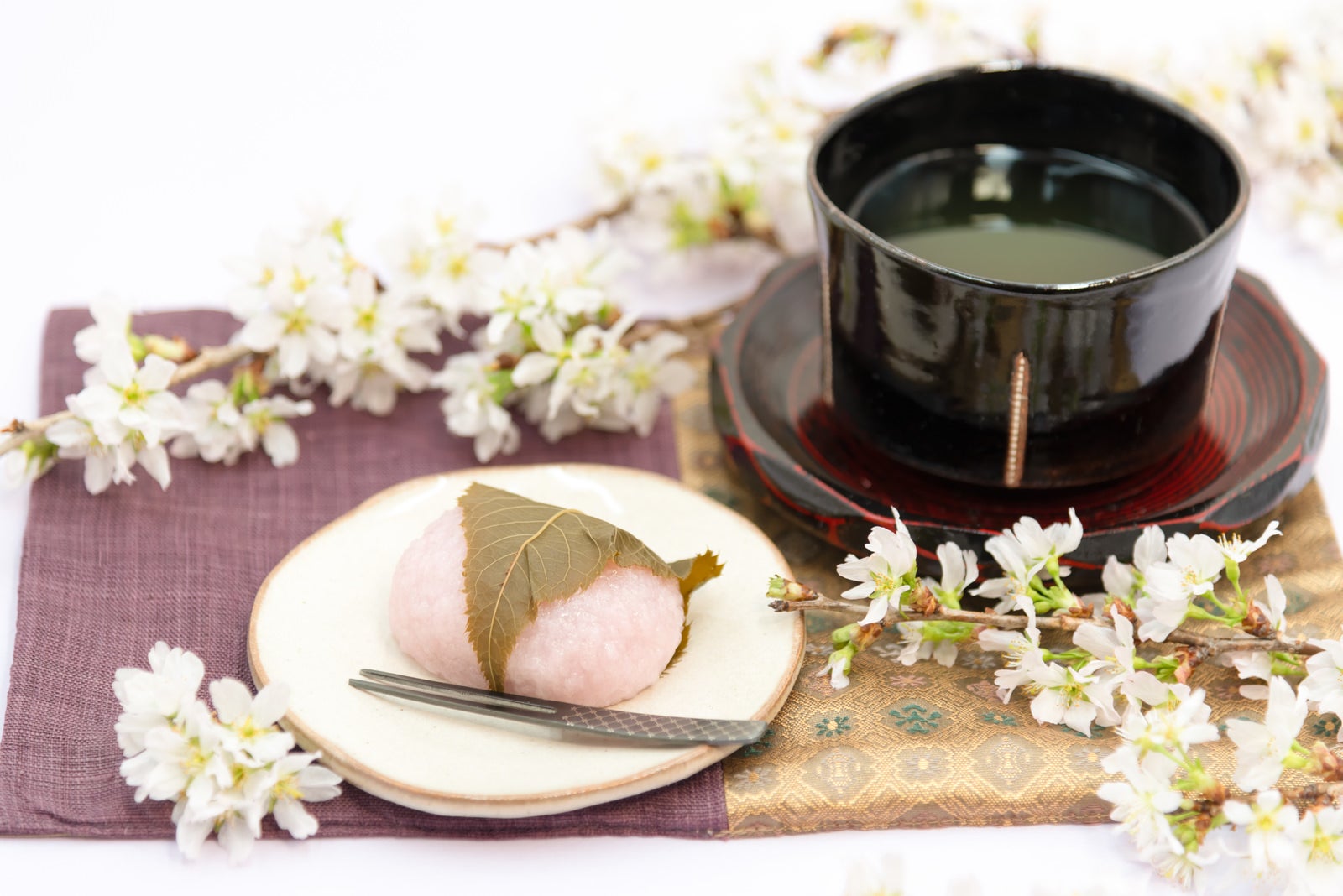 「上品な桜餅」の写真