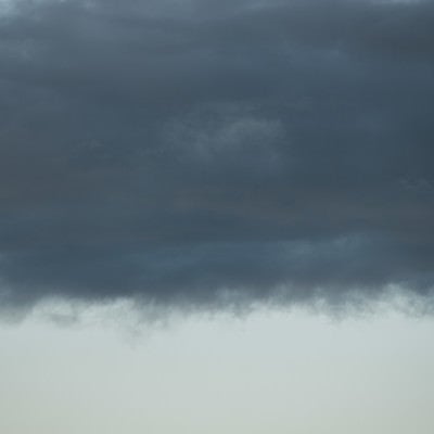 怪しい雨雲の写真