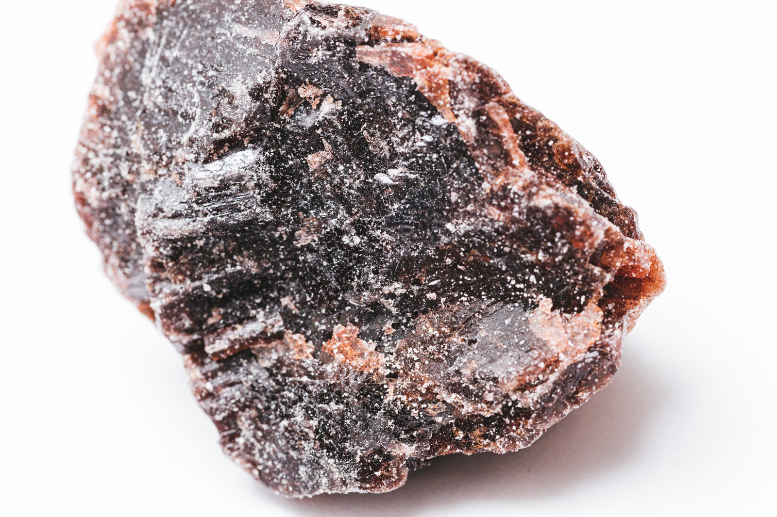 「濃縮な塩分の結晶化（岩塩）」の写真