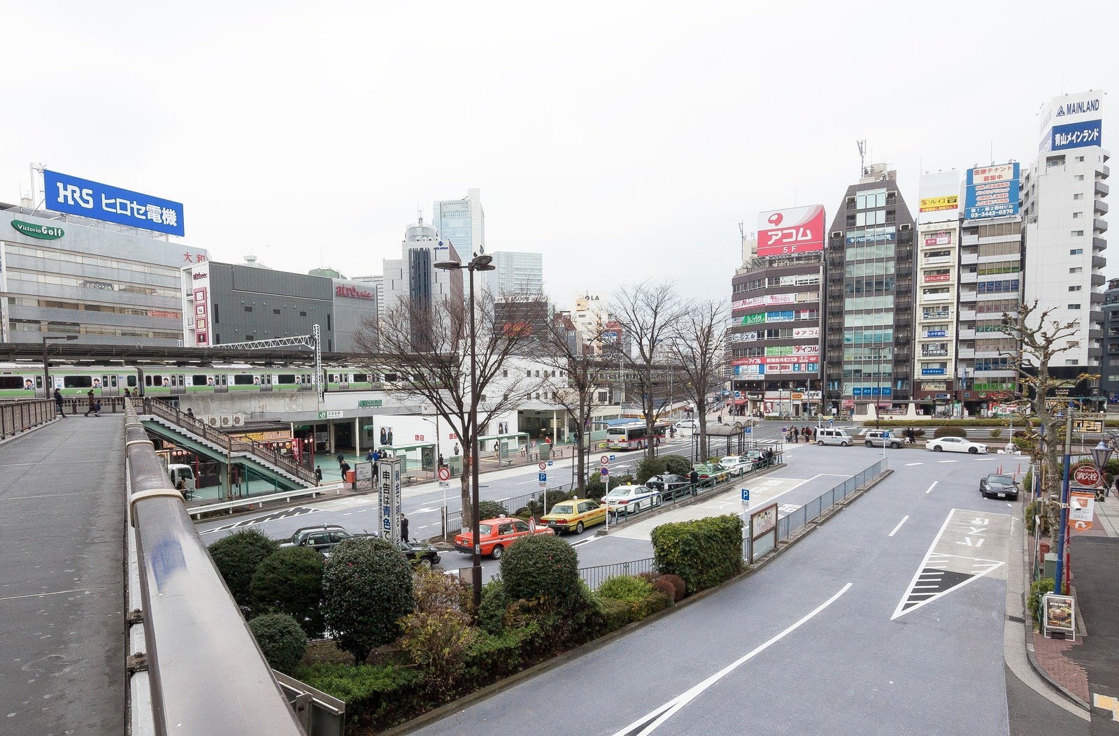 「五反田駅前（タクシー乗り場など）」の写真