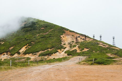 小串鉱山ふもとの鉄塔跡の写真