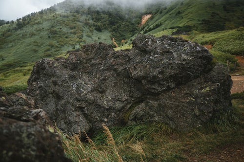毛無峠の岩石の写真