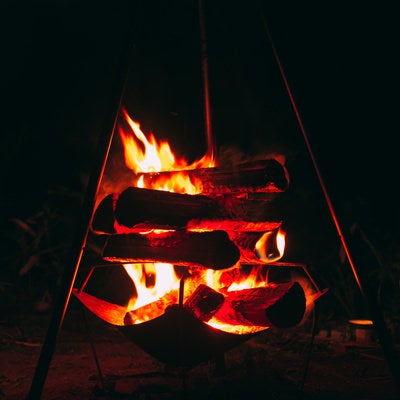 焚き火中の写真