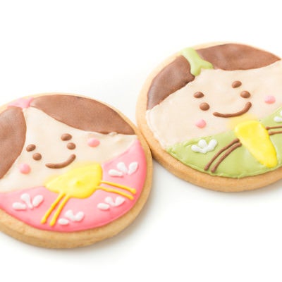 男雛と女雛のアイシングクッキーの写真