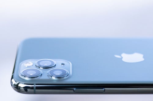 トリプルカメラがついた iPhone 11 Proの写真