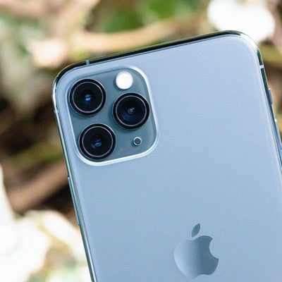 iPhone 11 Pro の外向きカメラ（トリプルカメラ）の写真