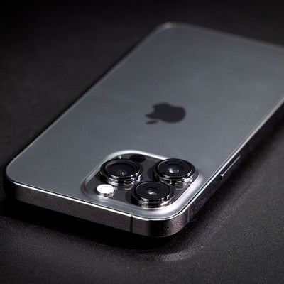 iPhone 13 Pro のリアカメラの写真