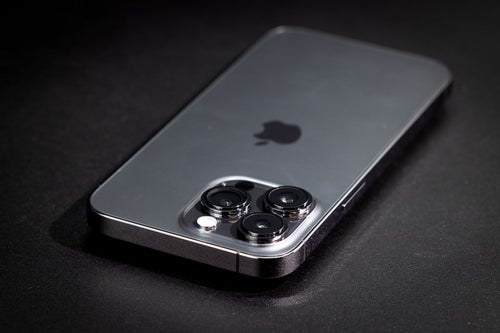 iPhone 13 Pro のリアカメラの写真