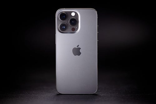 2021年の新型 iPhone 13 Pro の写真