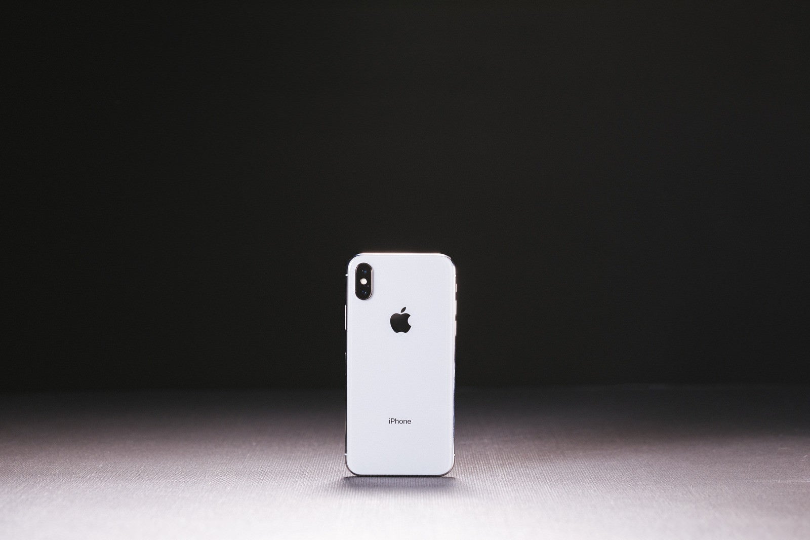「iPhone X（テン）」の写真