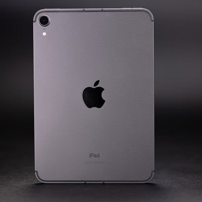 iPad mini（第6世代）の背面の写真