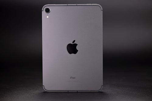 iPad mini（第6世代）の背面の写真