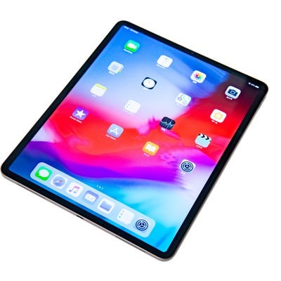 iPad Pro 2018のホーム画面に並ぶアイコンの写真