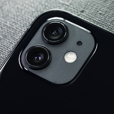 iPhone 12 ブラック（リアカメラ部分）の写真