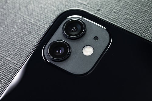 iPhone 12 ブラック（リアカメラ部分）の写真