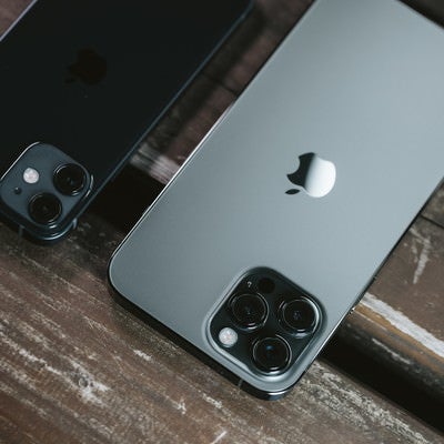 iPhone 12 と iPhone 12 Proの写真