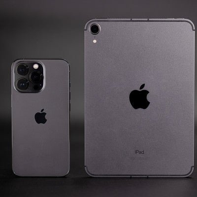 iPhone 13 Pro と iPad mini（第6世代）の写真