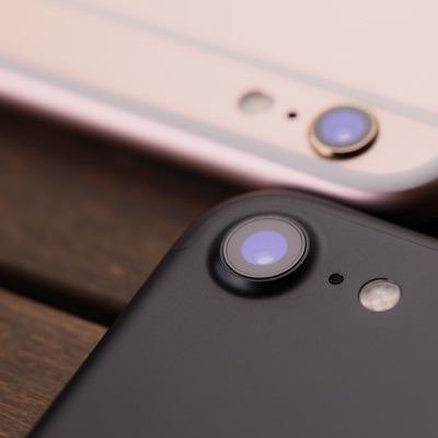 新型スマートフォンのカメラ部分を徹底比較の写真