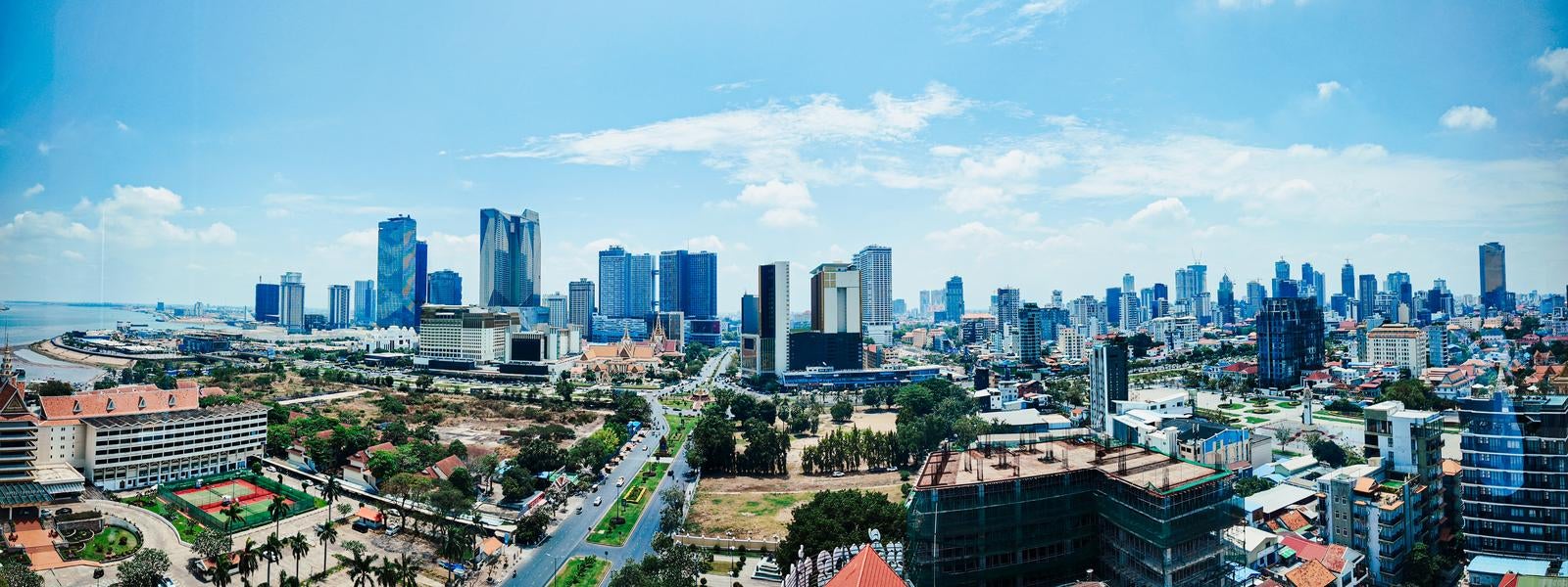 「カンボジアの首都「プノンペン（Phnom Penh）」のパノラマ」の写真