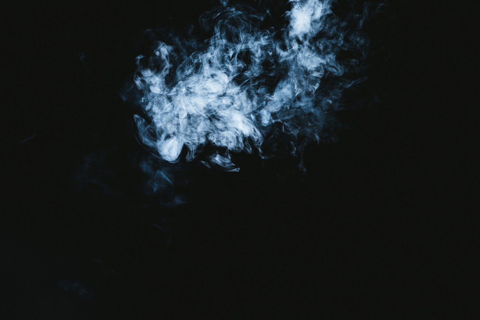 「煙が立ち上る」の写真