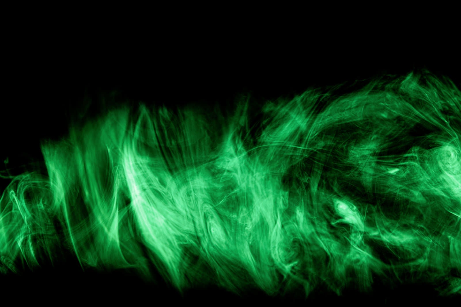 「緑色の煙」の写真