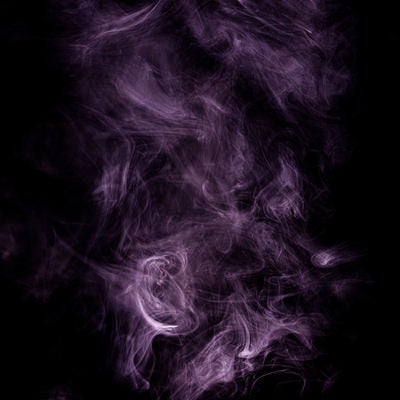 紫色のスモークの写真