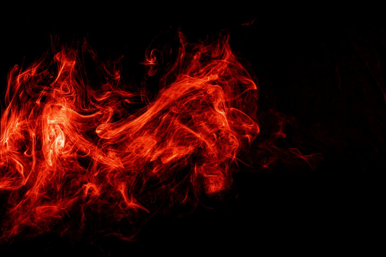 「呪いの赤い煙」の写真