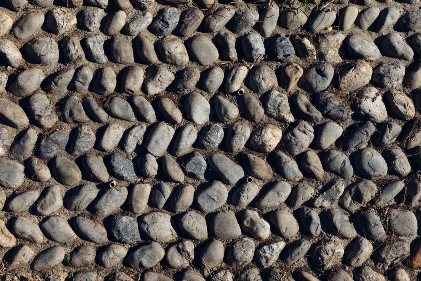 「石積み擁壁の魅力」の写真