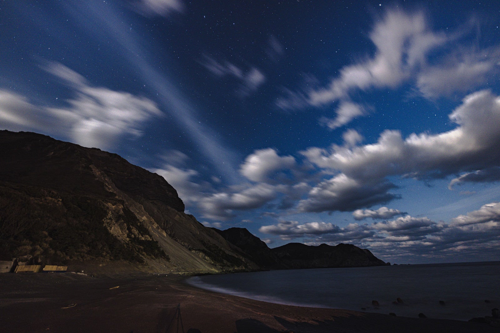 「多幸湾海水浴場からの夜景」の写真