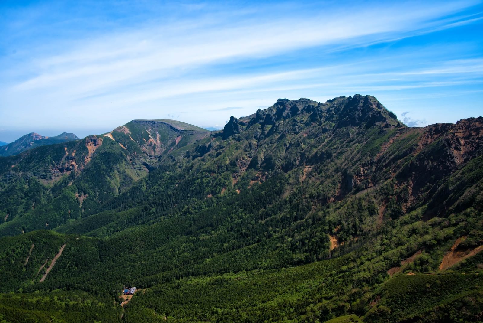 「阿弥陀山頂から望む眺望」の写真
