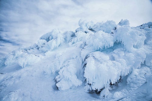 乗鞍岳に現れた氷のオブジェの写真