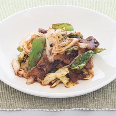 彩り豊かな野菜と牛肉の回鍋肉の写真