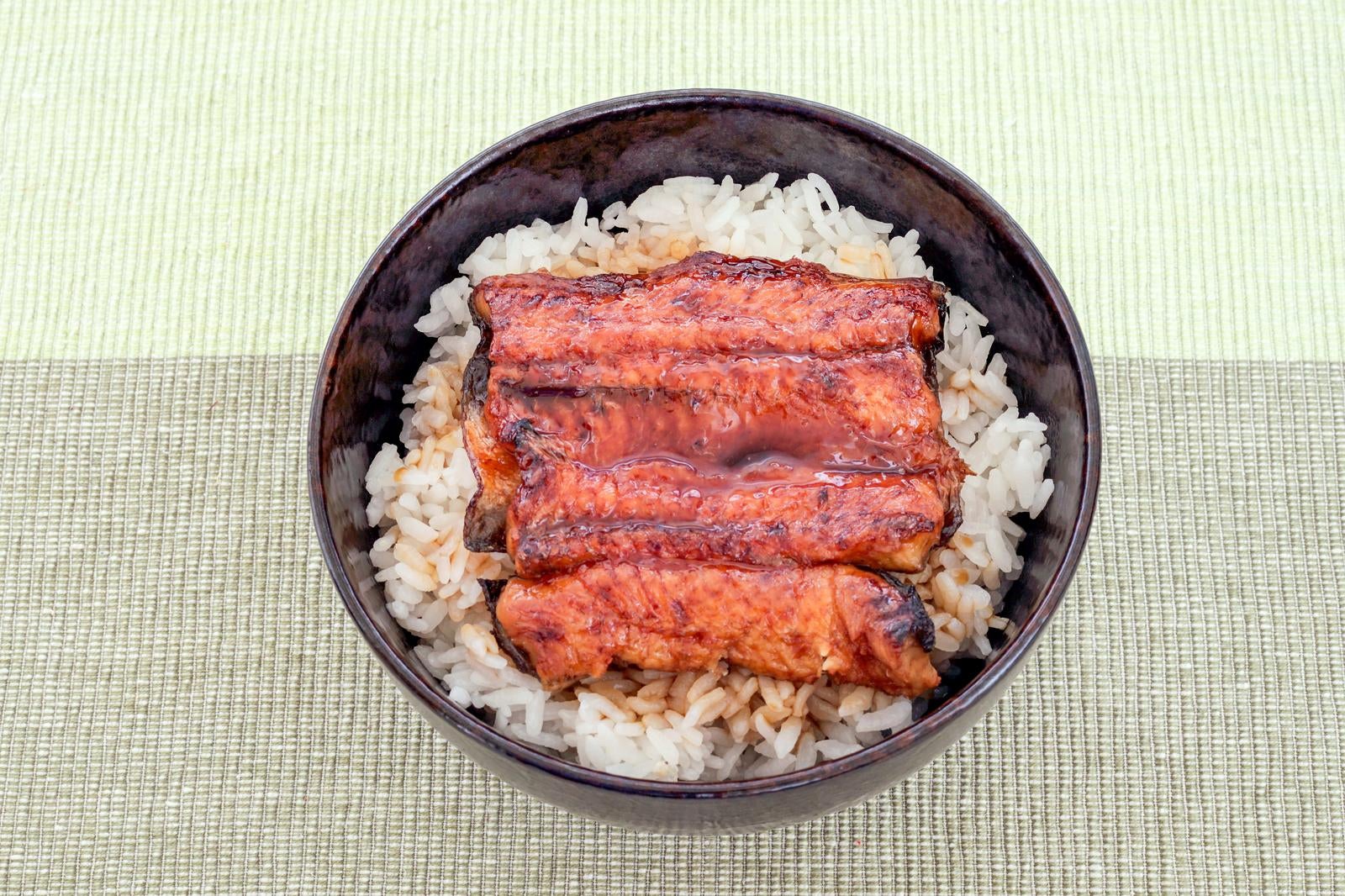 「うなぎの丼」の写真