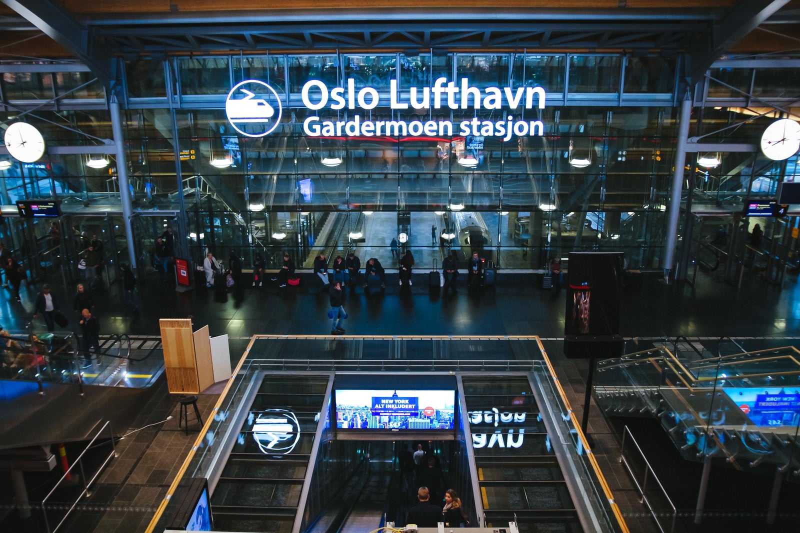 「オスロ空港（ノルウェー）」の写真