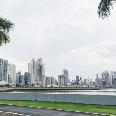 パナマの海岸と都市の写真