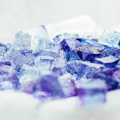 青い琥珀糖の写真