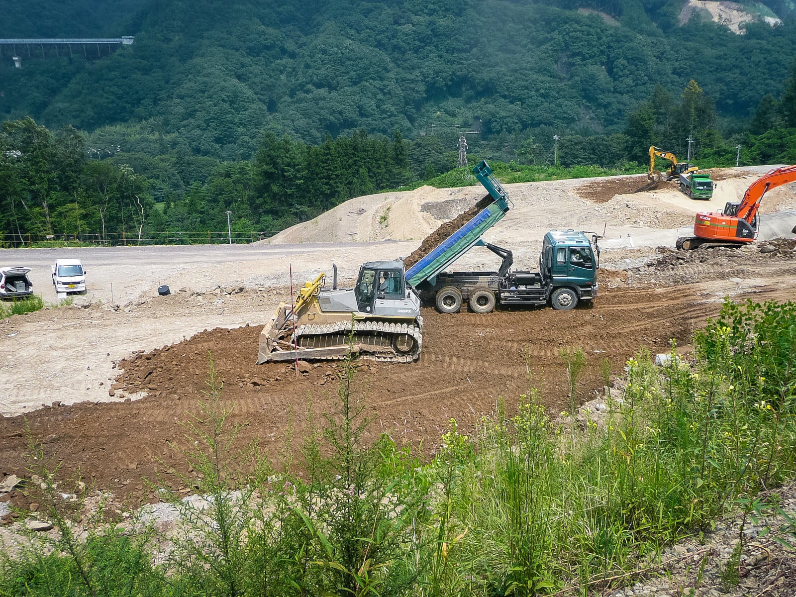 「八ッ場ダムの工事風景」の写真