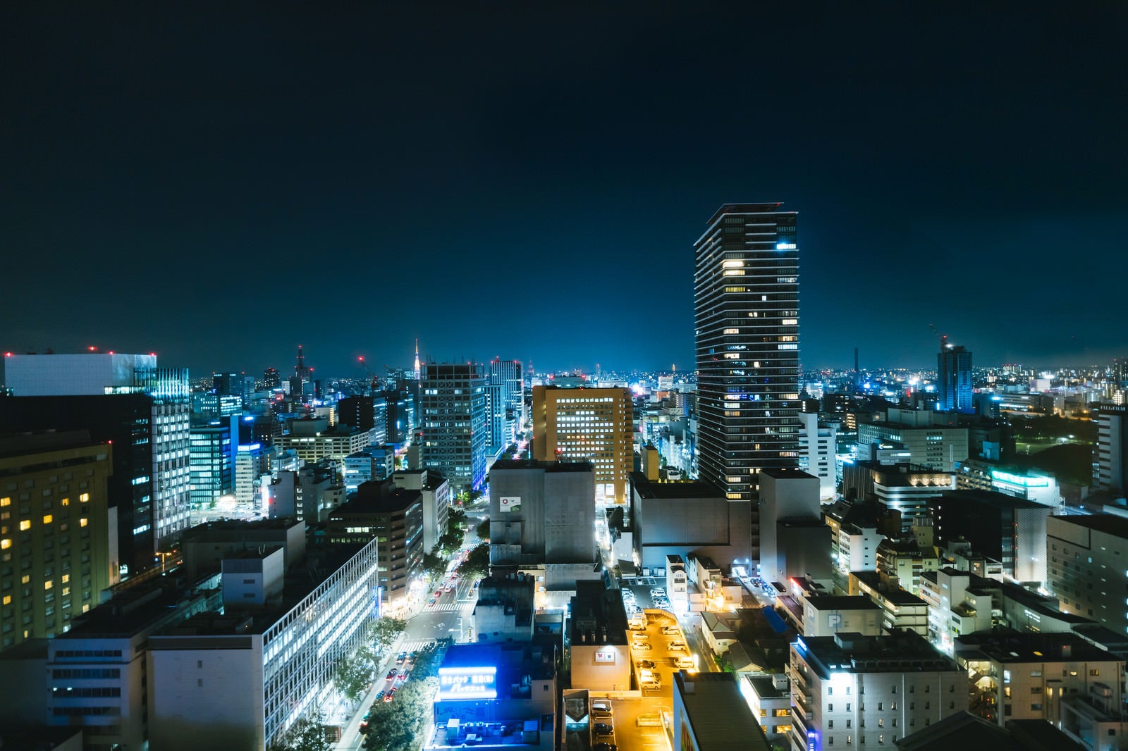 「名古屋の都心部（夜景）」の写真
