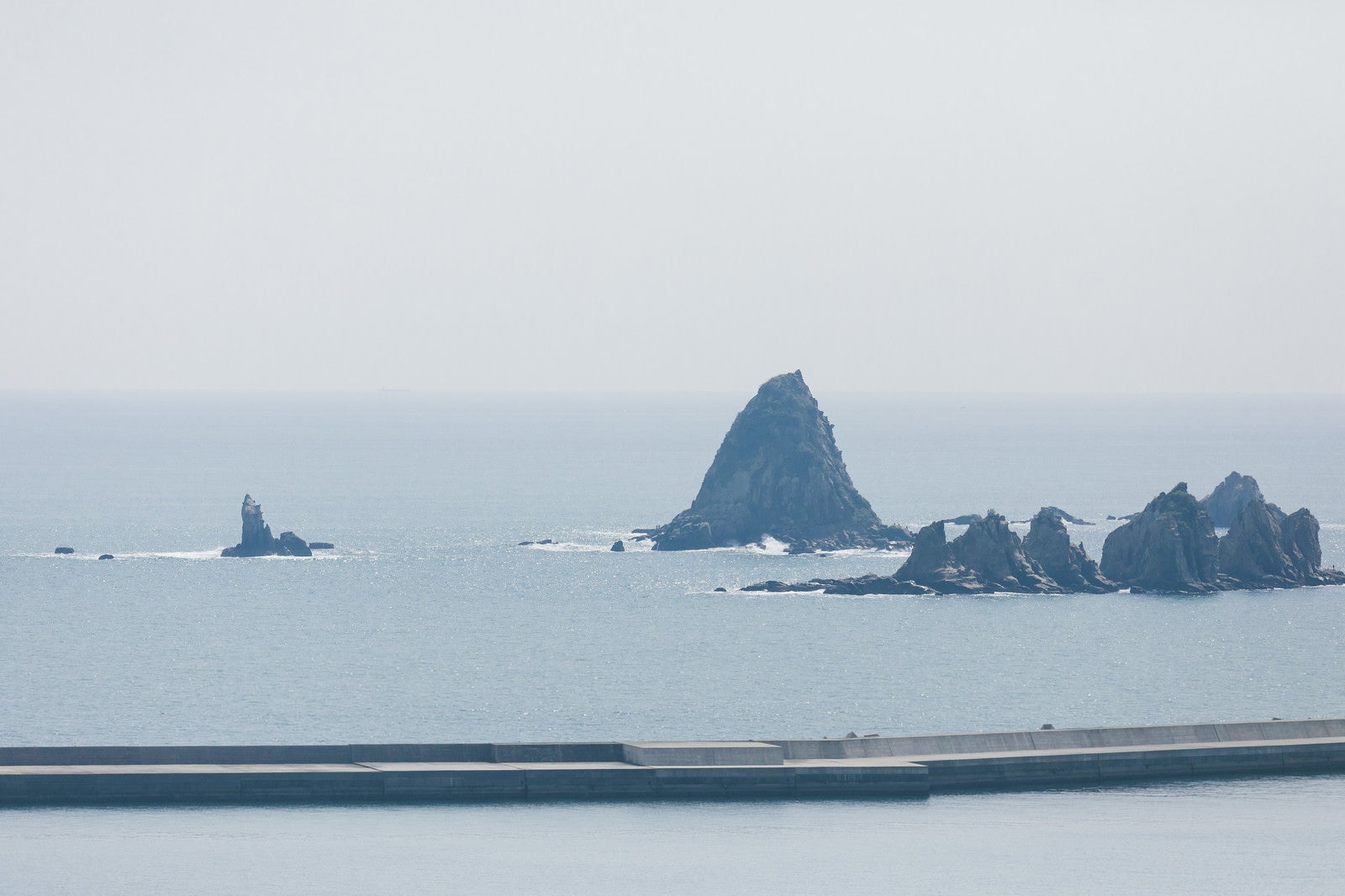 「七ツ岩（宮崎県日南市）」の写真