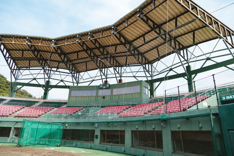 天福球場の観客席