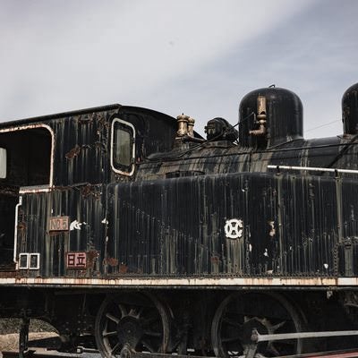 蒸気機関車の横側の写真
