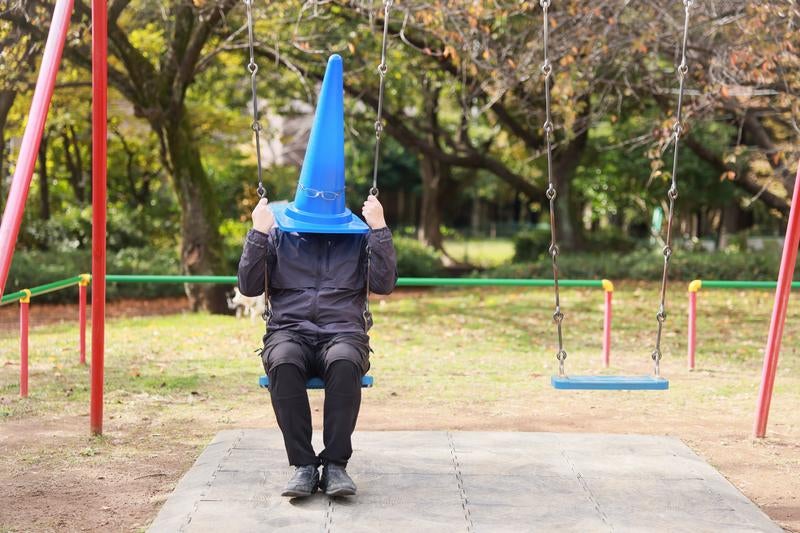 なんで赤い奴だけ仕事あるんだよの写真