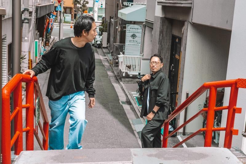 その橋を渡ったら振り返っちゃいけないよ、さあお行き...の写真