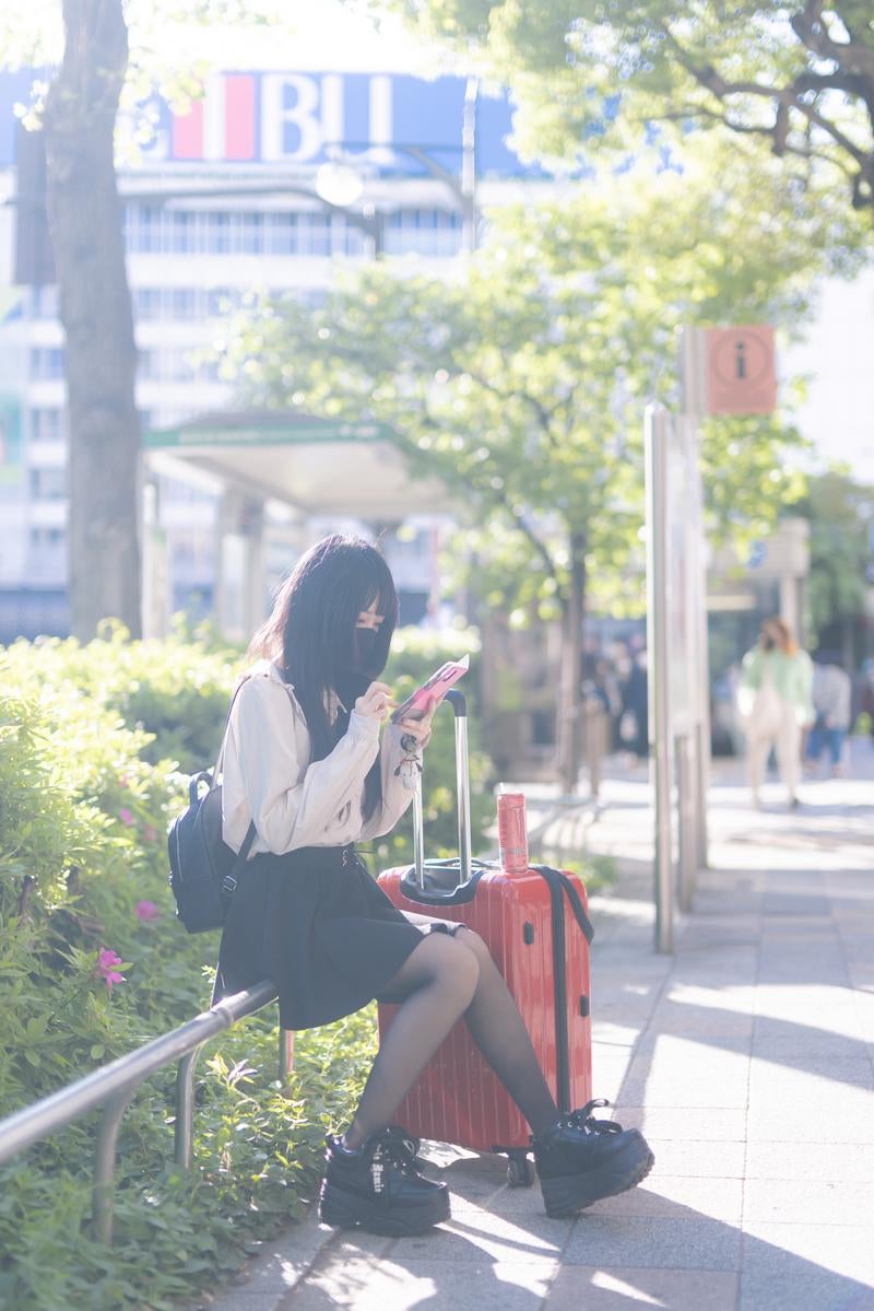 「いろんな意味でほどう待ち」の写真［モデル：緋真煉］