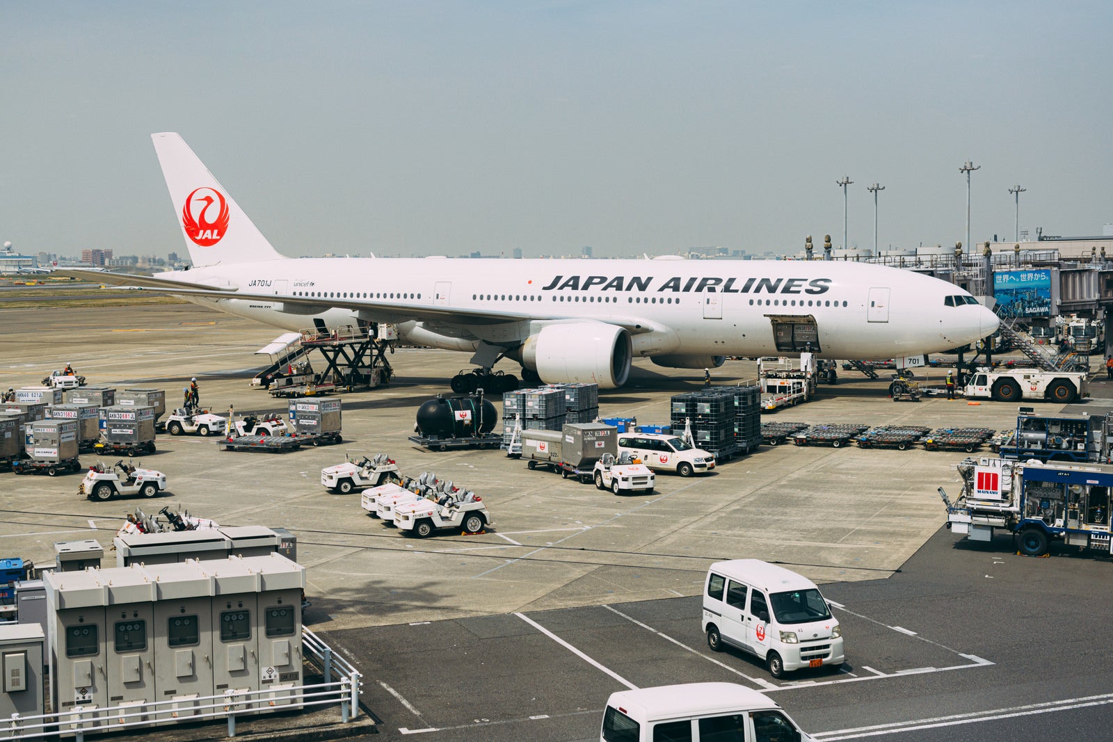 「JAPAN AIRLINES」の写真